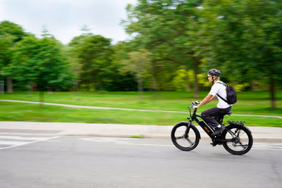 E-Bike vs Smart eBike | What's right for you?