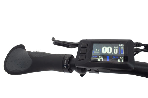 Handlebar-mounted LCD screen on Movin e-bike for speed, battery, and assist settings