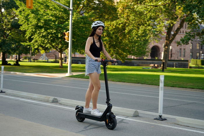E-Scooters in Toronto: Ultimate Guide